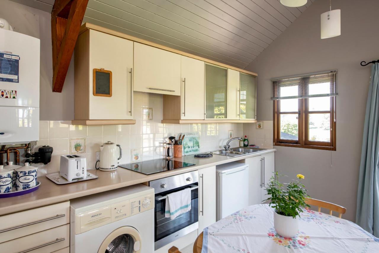 Box  Beautiful Cottage With Stunning Views In Box מראה חיצוני תמונה